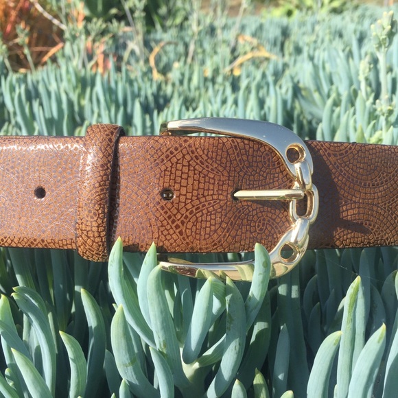 Oscar de la Renta Accessories - 🌈HOST PICK🌈 Oscar de la renta leather belt